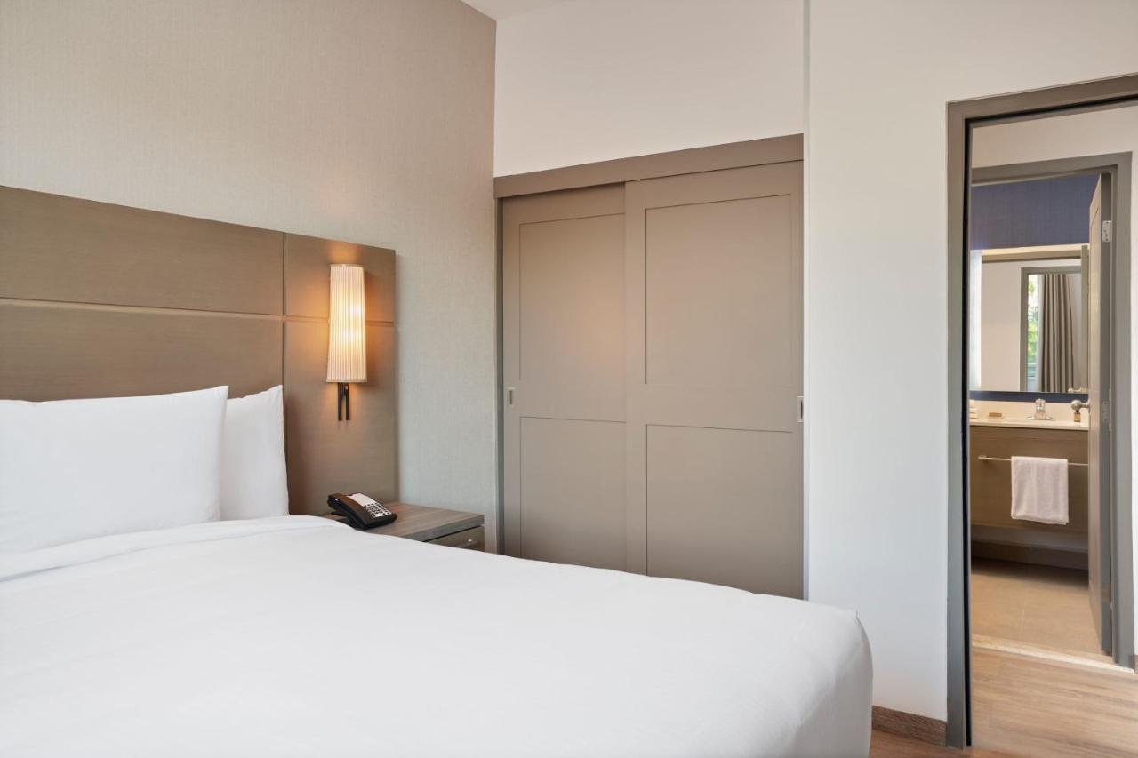 Residence Inn By Marriott Playa Del Carmen Exterior foto